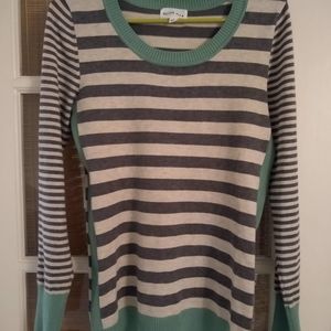 Olive & Oak Scoop Neck Grey & Teal Sweater